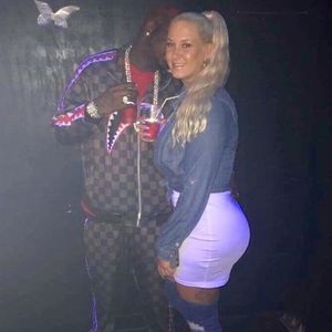 Meet your Posher, Kara